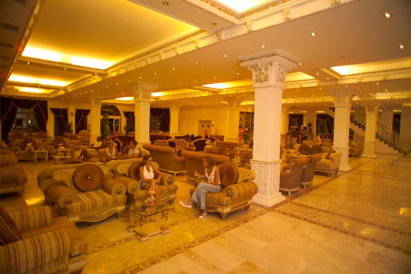 ����� Orient Palace Hotels & Resorts, ����