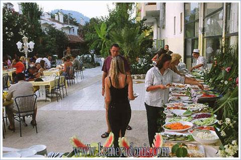 ����� Adonis hotel & villa aparts, ����