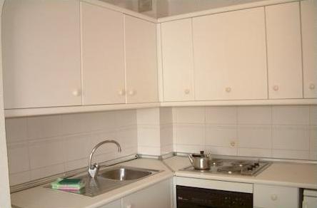 ����� Jardines Gamonal APT, ����