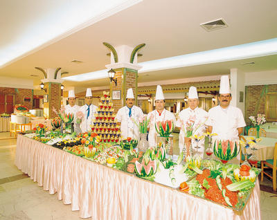 ����� Tropicano Kustur, ����