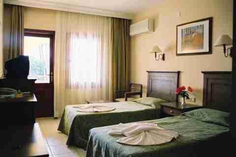 ����� Club Tropical Beach, ����