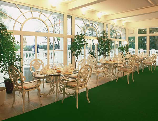 ����� Esplanade Spa & Golf Resort, ����