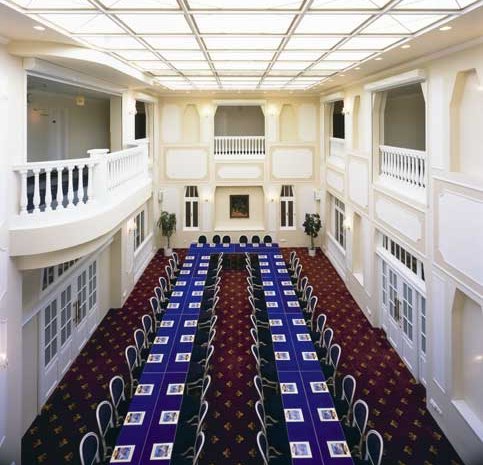 ����� Esplanade Spa & Golf Resort, ����