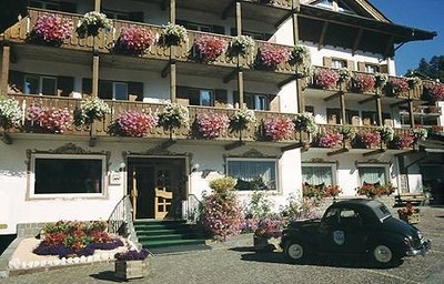 ����� Patrizia hotel Moena, ����