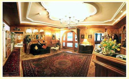 ����� Schlosshof, ����