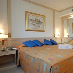 ����� Moevenpick Pyramids, ����