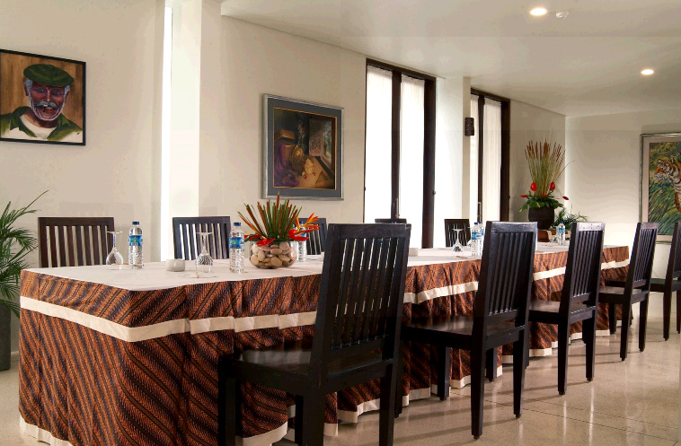 ����� Oasis Beach Resort & Spa, ����