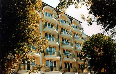 ����� Palace, ����