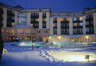 ����� Rogner Hotel & Spa Lotus Therme, ����