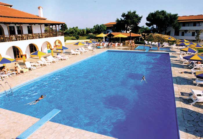 ����� Blue Dolphin Sargani, ����