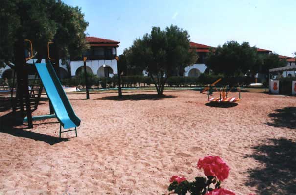 ����� Blue Dolphin Sargani, ����