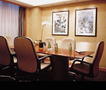 ����� The Kerry Centre, ����