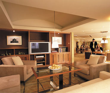 ����� Shangri-La Golden Flower, ����