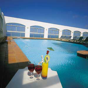 ����� Holiday Inn Garden Court North Beach, ����