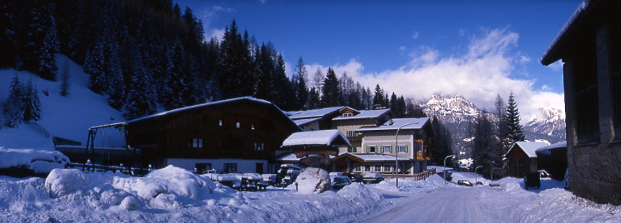����� Valacia hotel Pozza di Fassa, ����