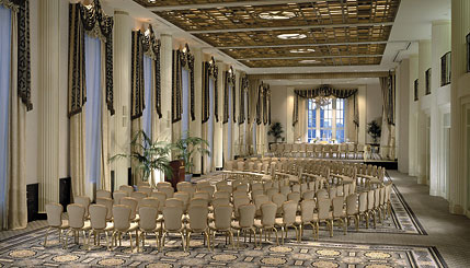 ����� Waldorf Astoria Hotel & Towers, ����