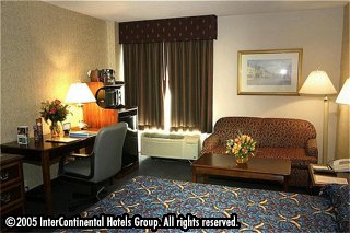 ����� Holiday Inn Georgetown, ����
