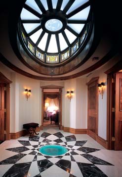 ����� Renaissance Mayflower, ����