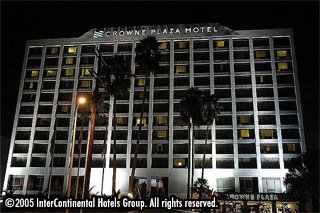 ����� Crowne Plaza Beverly Hills, ����