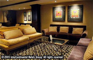 ����� Crowne Plaza Beverly Hills, ����