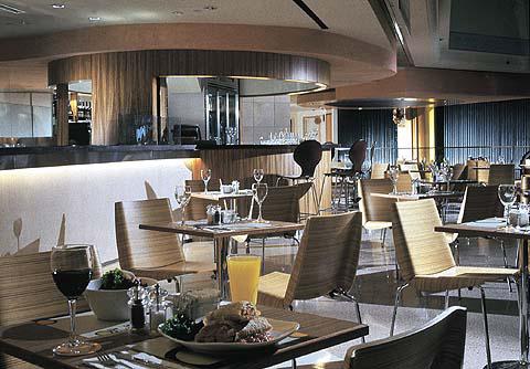 ����� Swissotel The Stamford, ����