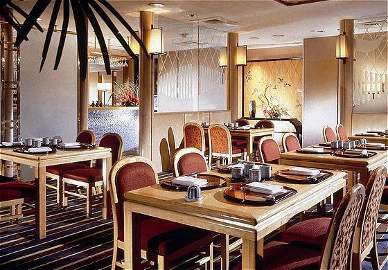 ����� Swissotel The Stamford, ����
