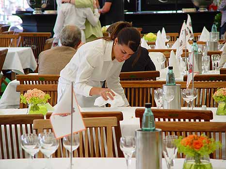����� Raffles Vier Jahreszeiten, ����
