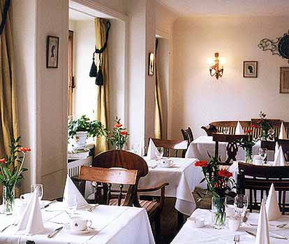 ����� Raffles Vier Jahreszeiten, ����