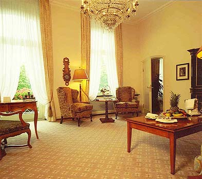 ����� Raffles Vier Jahreszeiten, ����