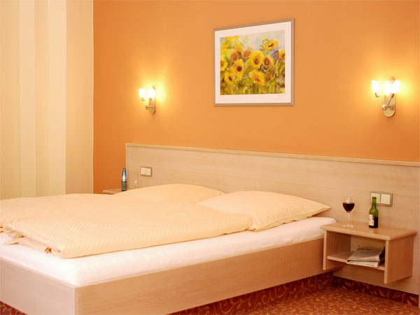 ����� City Partner Hotel Adria, ����