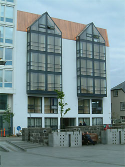 ����� Icelandic Plaza, ����