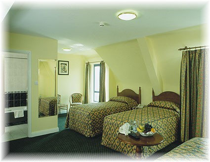 ����� Camden Court, ����