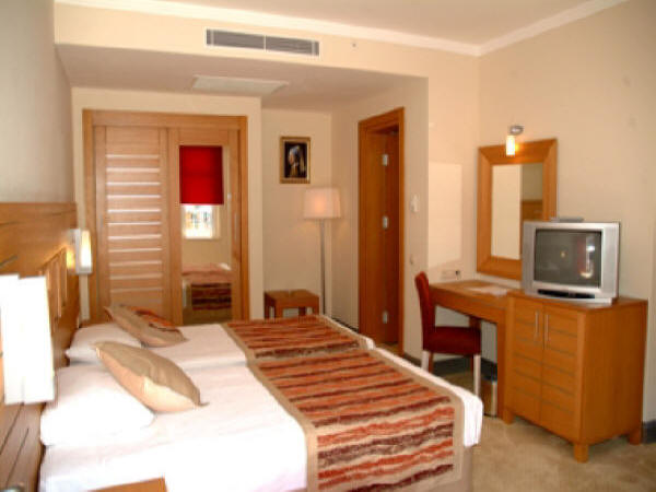 ����� Orange County Resort, ����