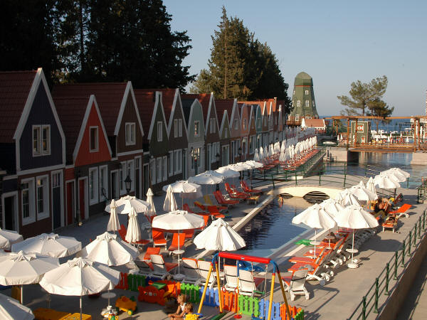 ����� Orange County Resort, ����