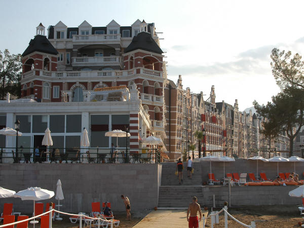 ����� Orange County Resort, ����