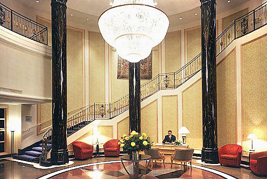 ����� Sheraton Warsaw Hotel & Towers, ����