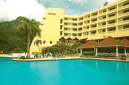  Berjaya Mahe Beach Resort & Casino, 