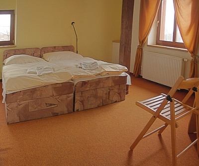 ����� Alpin Avion APT, ����