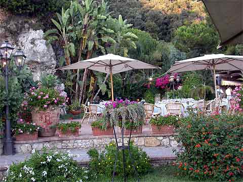 ����� Aenea's Landing hotel Gaeta, ����