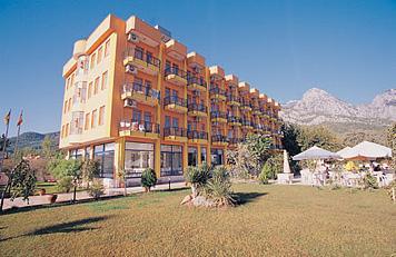 ����� Larissa Celik Inn, ����