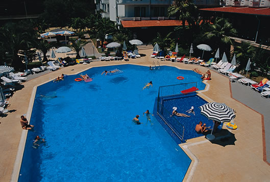 ����� Pineta Club Hotel, ����