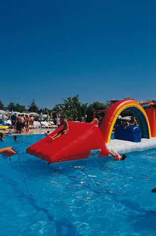 ����� Pineta Club Hotel, ����