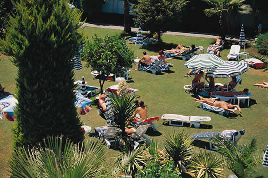 ����� Pineta Club Hotel, ����