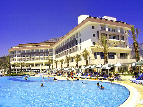 ����� The Maxim Resort, ����