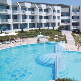 ����� Sineva Beach, ����
