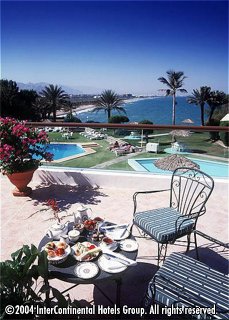  Crowne Plaza Hotel Muscat, 