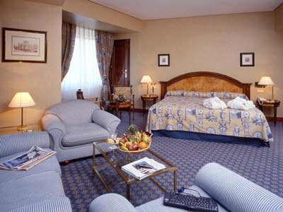 ����� Crowne Plaza Madrid, ����