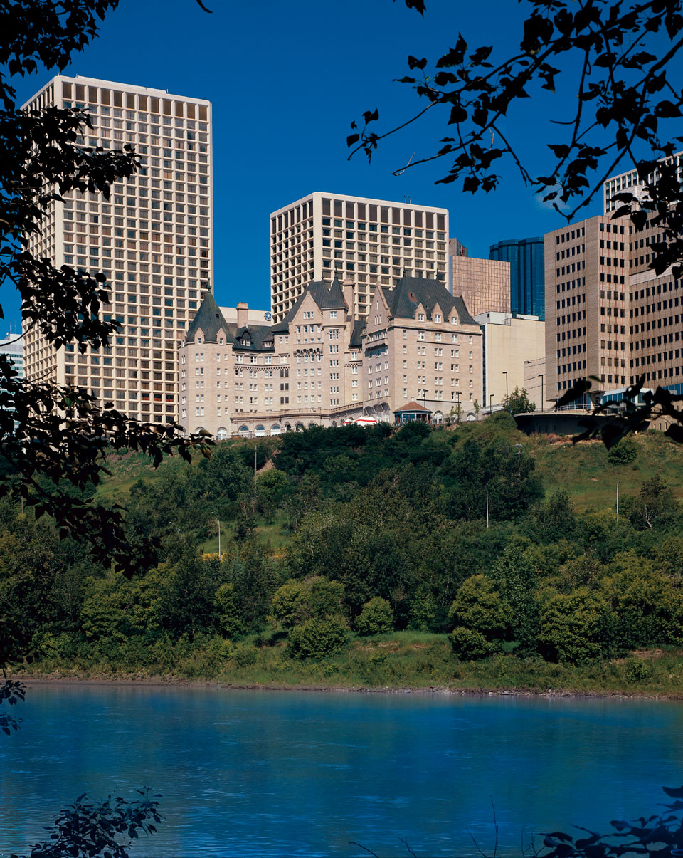 ����� The Fairmont Hotel Macdonald, ����