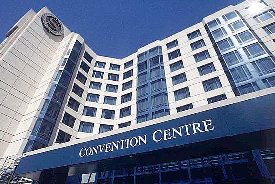 ����� Sheraton Parkway Toronto North Hotel & Suites, ����