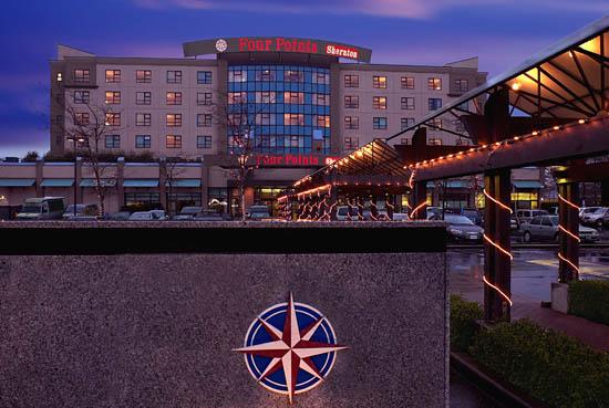 ����� Four Points by Sheraton Vancouver Airport, ����
